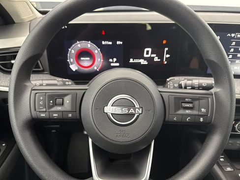 Used 2026 Nissan Kicks S w/ Charging Package FWD image 22