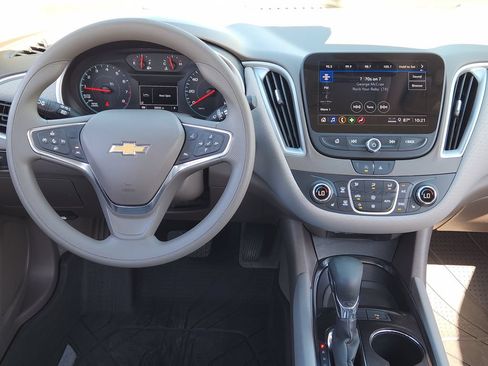 Used 2024 Chevrolet Malibu LT FWD image 24