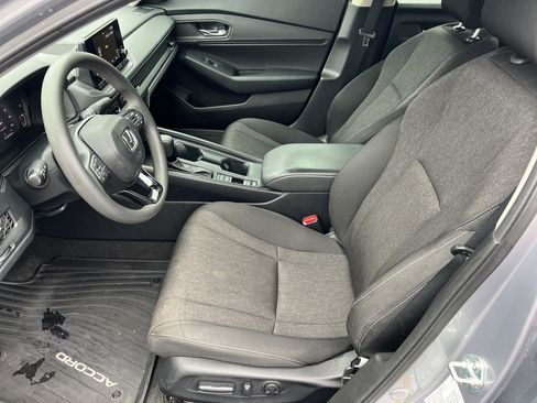 Used 2024 Honda Accord EX image 9