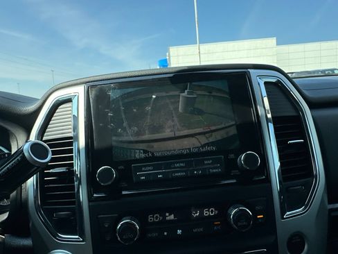 Used 2020 Nissan Titan SV w/ SV Convenience Package AWD/4WD image 60