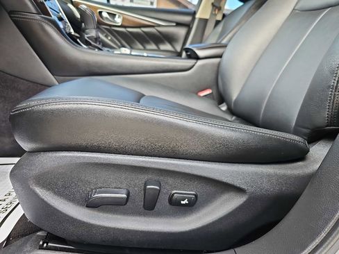 Used 2018 INFINITI Q50 Luxe w/ Essential Package (3.0T Luxe) image 21