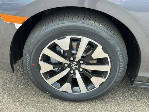 New 2026 Honda Odyssey EX-L image 8