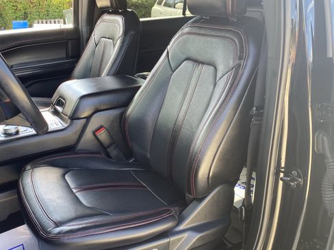 Used 2020 Ford Expedition Limited w/ Equipment Group 303A image 5