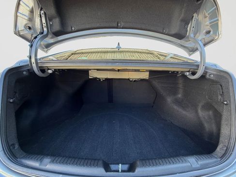 Used 2012 Hyundai Elantra GLS w/ Preferred Pkg 3 FWD image 16
