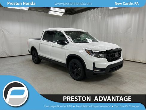 New 2026 Honda Ridgeline Black Edition image 2