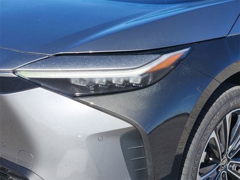 Used 2023 Toyota bZ4X AWD w/ Weather Package image 5