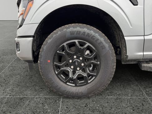 New 2025 Ford F150 XLT w/ Equipment Group 302A MID image 9