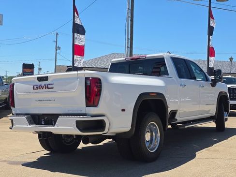 New 2026 GMC Sierra 3500 Denali w/ Denali Reserve Package AWD/4WD image 17