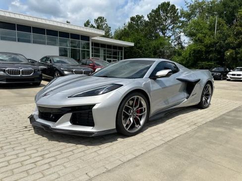 Used 2026 Chevrolet Corvette Z06 RWD image 4