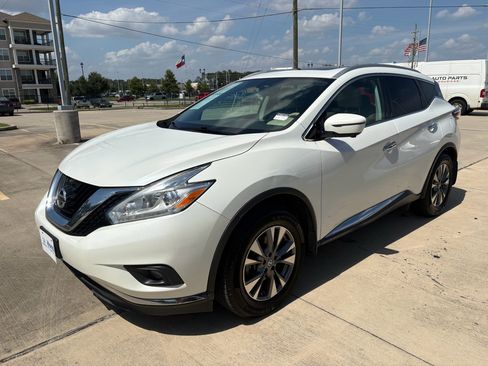 Used 2017 Nissan Murano SL w/ SL Technology Package FWD image 4