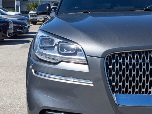 Used 2023 Lincoln Aviator Reserve w/ Equipment Group 201A image 9