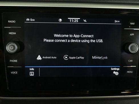 Certified 2022 Volkswagen Atlas Cross Sport SEL Premium R-Line image 27