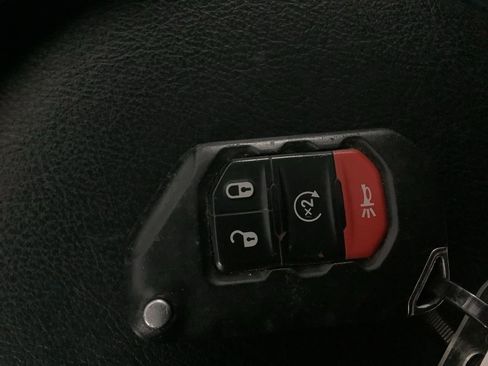 Used 2021 Jeep Gladiator Willys image 36