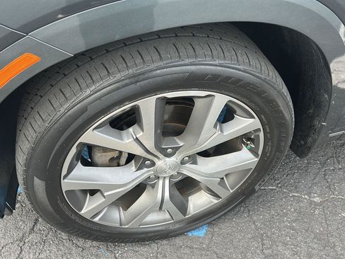 Used 2022 Hyundai Palisade Limited AWD/4WD image 3