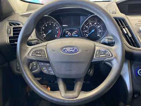 Used 2018 Ford Escape SE image 17