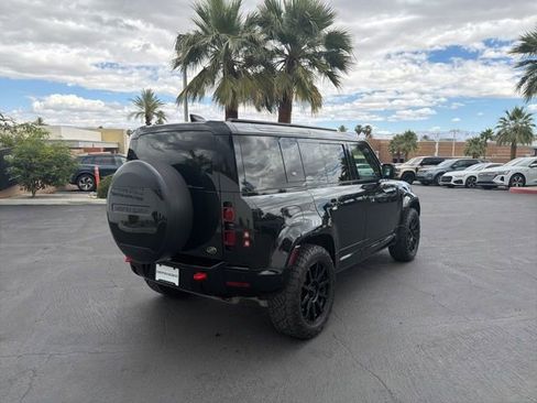 Used 2021 Land Rover Defender 110 X-Dynamic HSE image 5