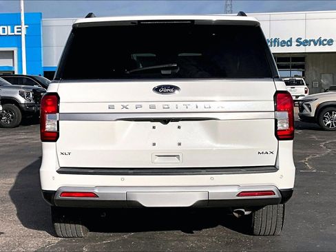 Used 2022 Ford Expedition Max XLT image 4