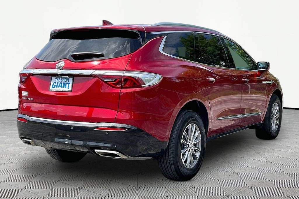 Used 2023 Buick Enclave Essence FWD image 6