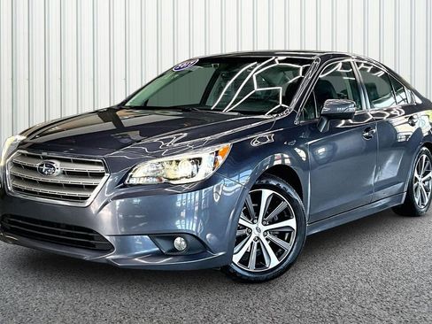 Used 2017 Subaru Legacy 2.5i Limited AWD/4WD image 3