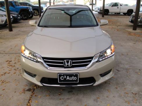 Used 2015 Honda Accord EX-L image 2