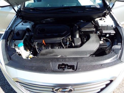 Used 2017 Hyundai Sonata SE image 23
