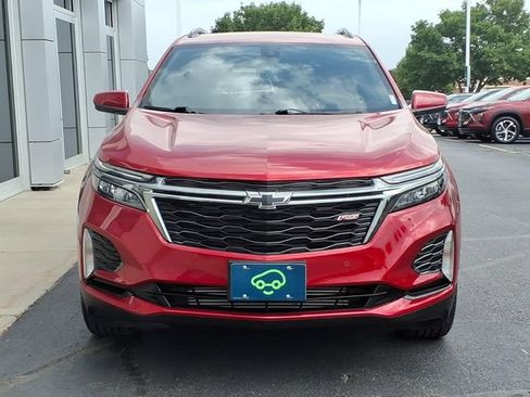 Used 2023 Chevrolet Equinox RS FWD image 2