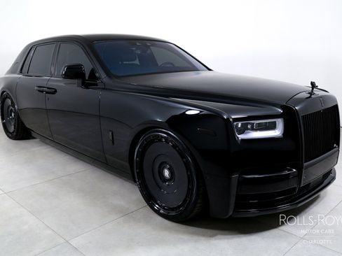 Used 2019 Rolls-Royce Phantom Sedan image 6
