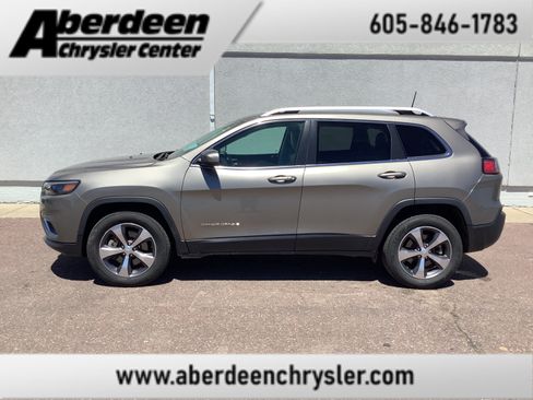 Used 2019 Jeep Cherokee Limited AWD/4WD image 1
