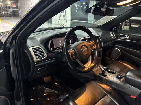 Used 2015 Jeep Grand Cherokee Summit AWD/4WD image 10