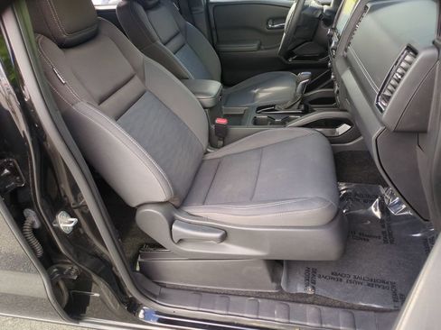 Used 2023 Nissan Frontier SV w/ Midnight Edition Package AWD/4WD image 19