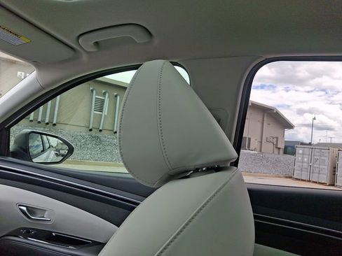 Certified 2024 Hyundai Tucson SEL AWD/4WD image 17