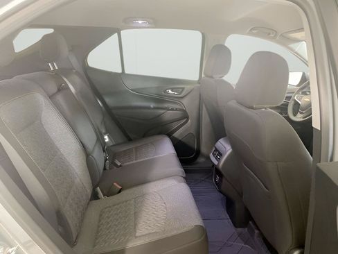 Used 2024 Chevrolet Equinox LT w/ LPO, Floor Liner Package FWD image 31