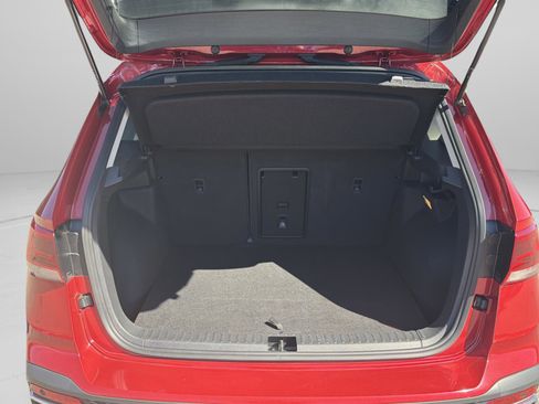 Used 2023 Volkswagen Taos SEL image 23