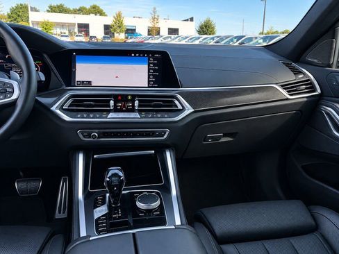 Used 2020 BMW X6 M50i AWD/4WD image 16