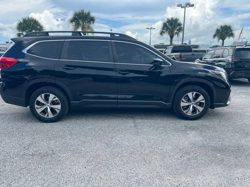 Used 2024 Subaru Ascent Premium w/ Convenience Package AWD/4WD image 4
