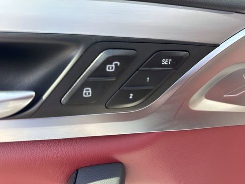 Used 2022 BMW X4 xDrive30i w/ M Sport Package image 11