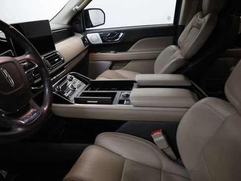 Used 2023 Lincoln Navigator Reserve image 51