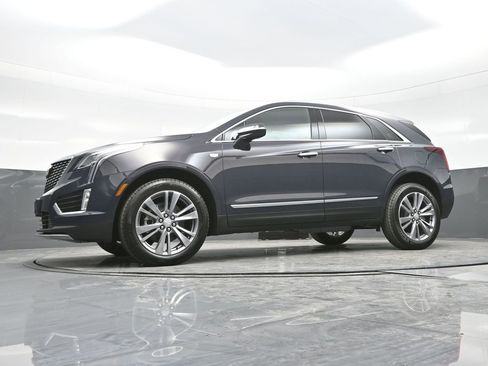 New 2025 Cadillac XT5 Premium Luxury w/ LPO, Floor Liner Package image 20