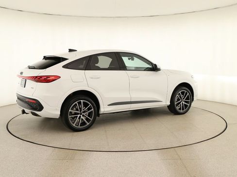 New 2026 Audi Q5 Premium Plus AWD/4WD image 7