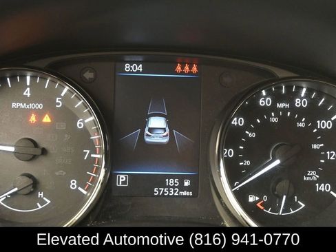 Used 2021 Nissan Rogue Sport SL FWD image 8