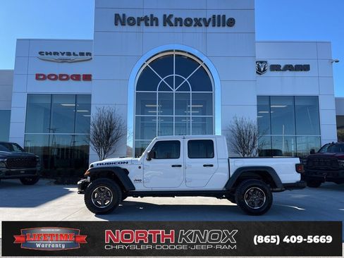 Used 2023 Jeep Gladiator Rubicon w/ Trailer Tow Package image 2