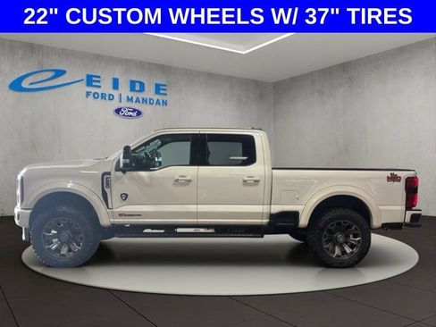 New 2026 Ford F250 Lariat w/ Black Appearance Package AWD/4WD image 6
