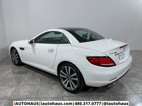 Used 2020 Mercedes-Benz SLC 300 w/ Premium Package image 38