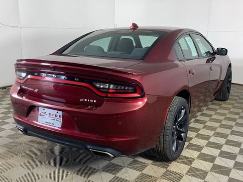 Used 2019 Dodge Charger SXT w/ Cold Weather Package AWD/4WD image 13