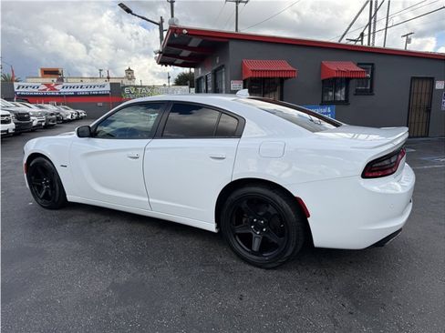 Used 2018 Dodge Charger R/T image 55