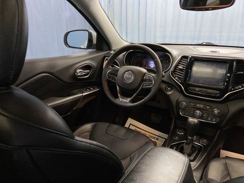 Certified 2019 Jeep Cherokee Limited image 42