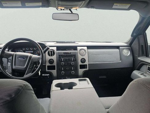 Used 2011 Ford F150 XLT w/ XLT Convenience Pkg image 8