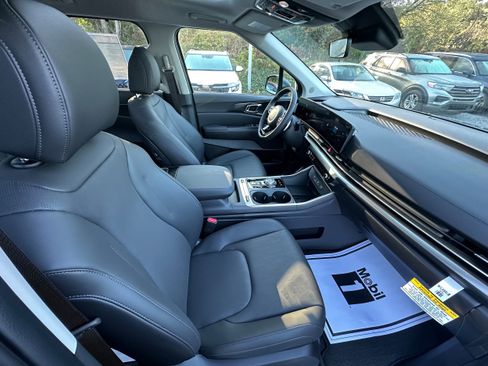 New 2026 Kia Carnival SX image 33