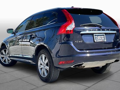 Used 2017 Volvo XC60 T5 Inscription image 11