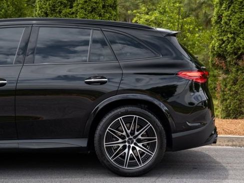 Used 2025 Mercedes-Benz GLC 43 AMG 4MATIC image 10